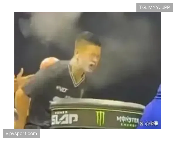 判罚争议：为何裁判对明显犯规视而不见？